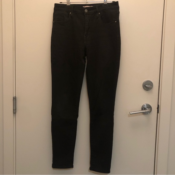 Levi’s 721 High Rise Skinny Jeans - Picture 4 of 8
